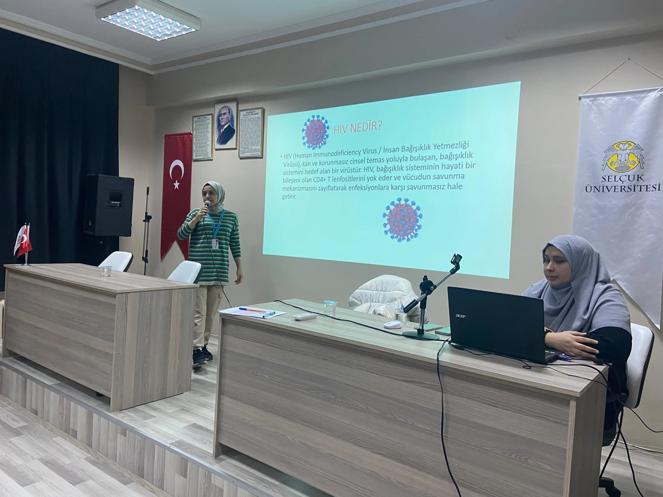 Yüksekokulumuzda HIV/AIDS Eğitimi Verildi